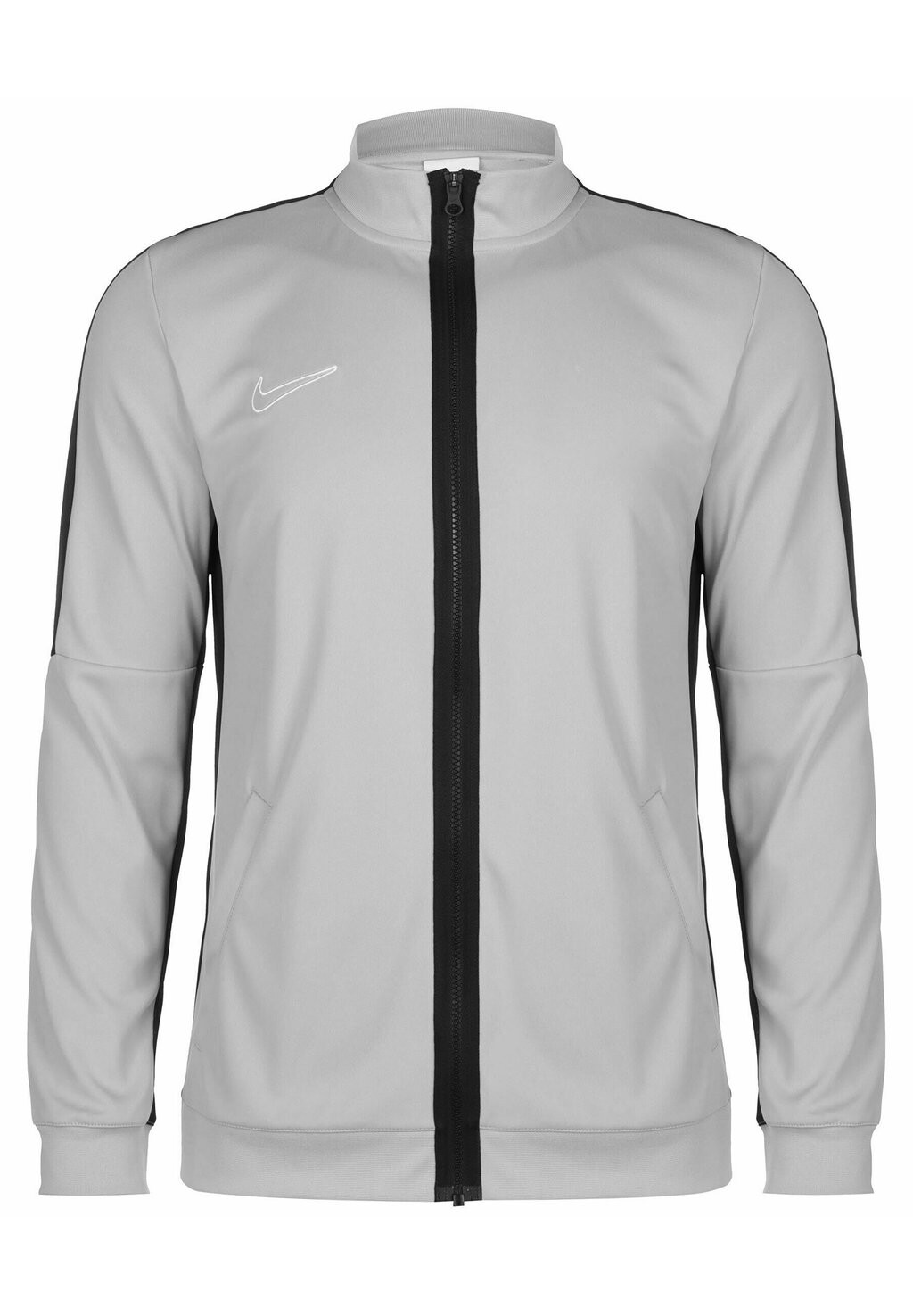 

Спортивная куртка Nike