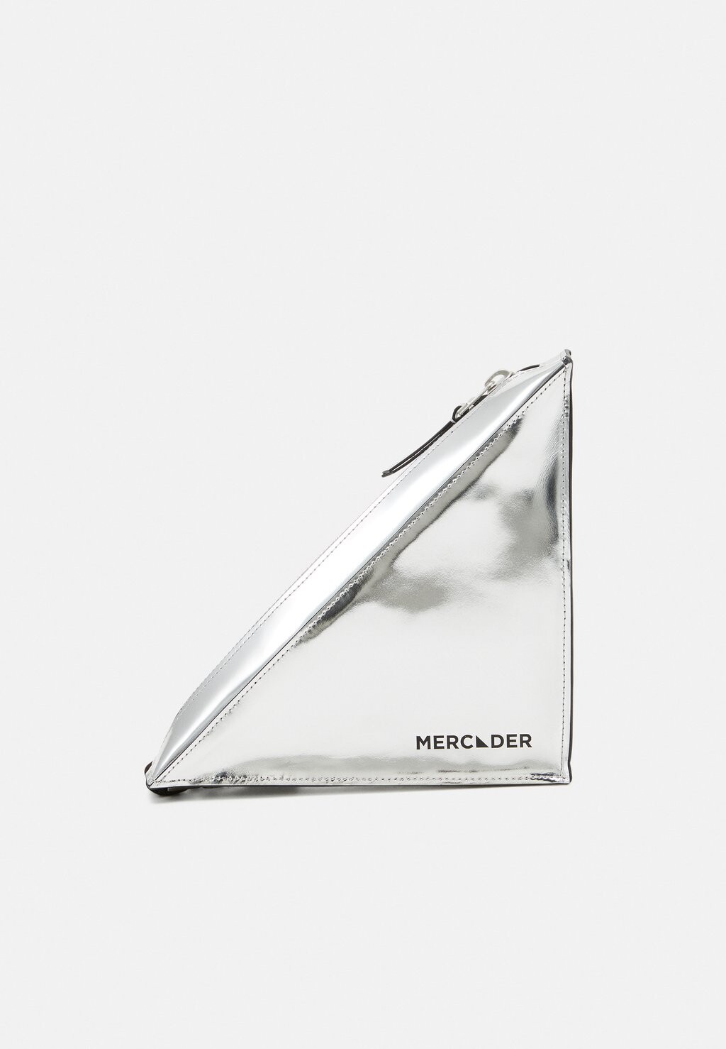 

Косметичка Mercader