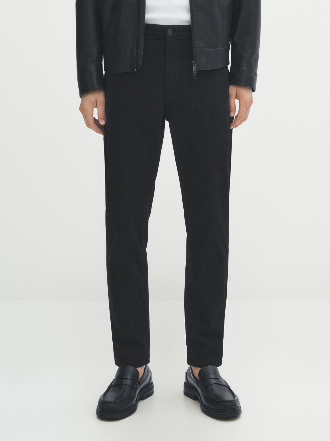

Джинсы заюженного кроя Massimo Dutti, черный