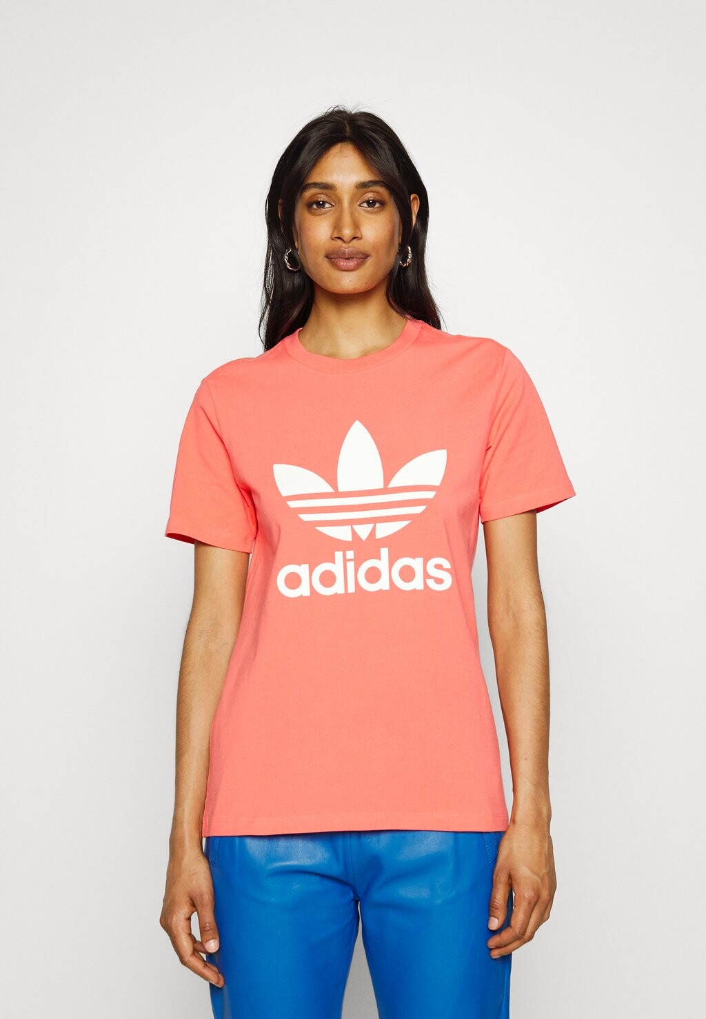 

Футболка с принтом adidas Originals