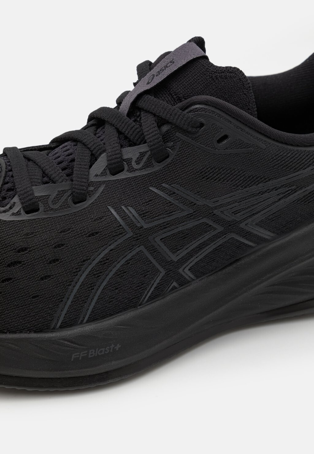 

Нейтральные кроссовки Gel-Cumulus 26 ASICS, черные