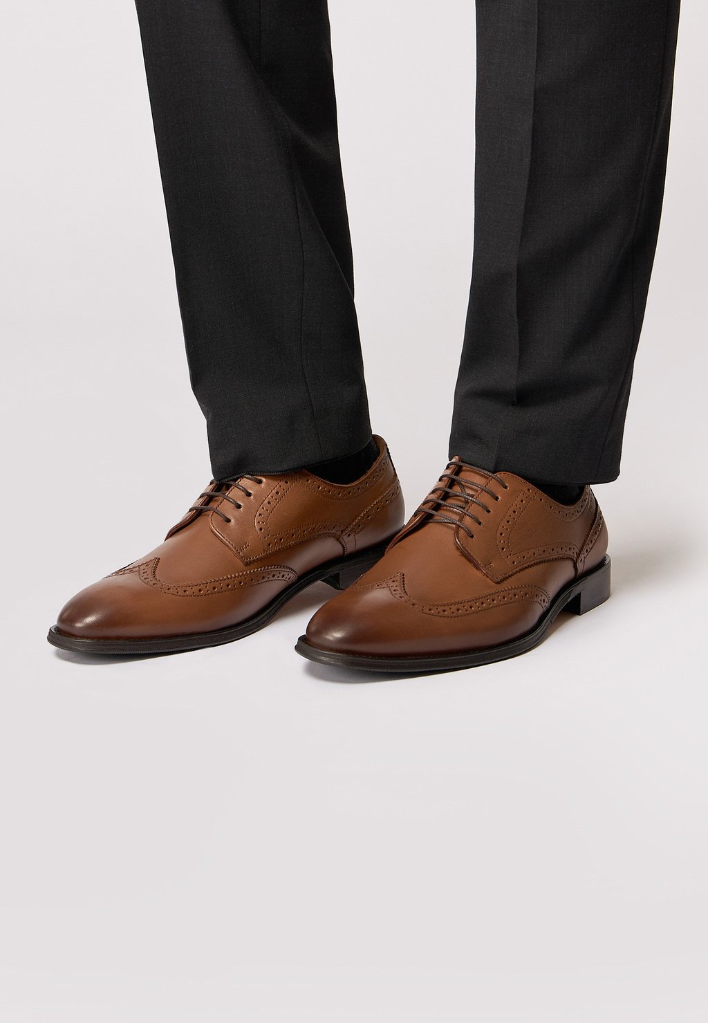 Элегантные туфли на шнуровке Anzugs Budapester Roy Robson, цвет rust copper