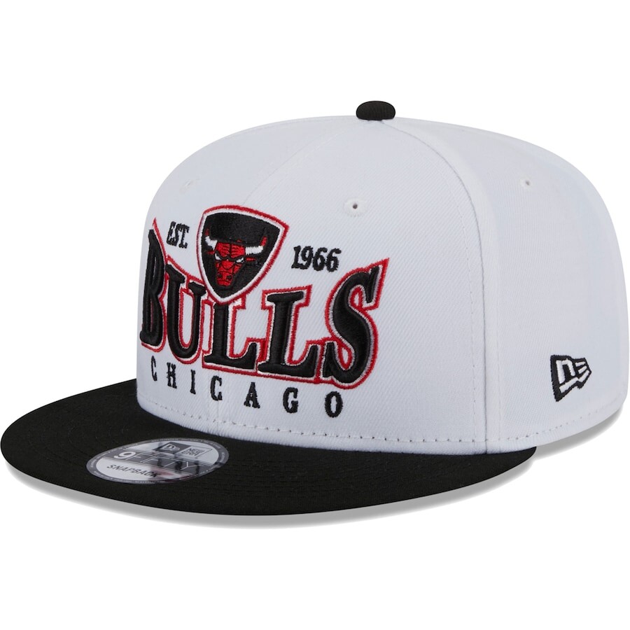 

Бейсболка New Era Chicago Bulls, белый