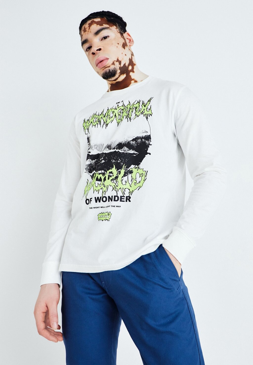

Топ с длинными рукавами RELAXED GRAPHIC Levi's, цвет white