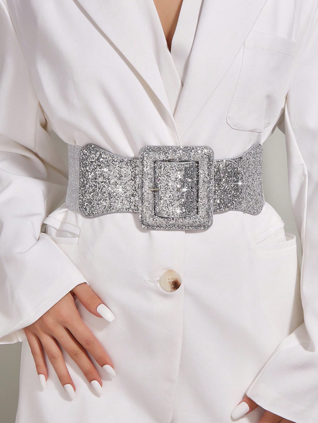Женский модный ремень из искусственной кожи с квадратной пряжкой для повседневного ношения, серебро