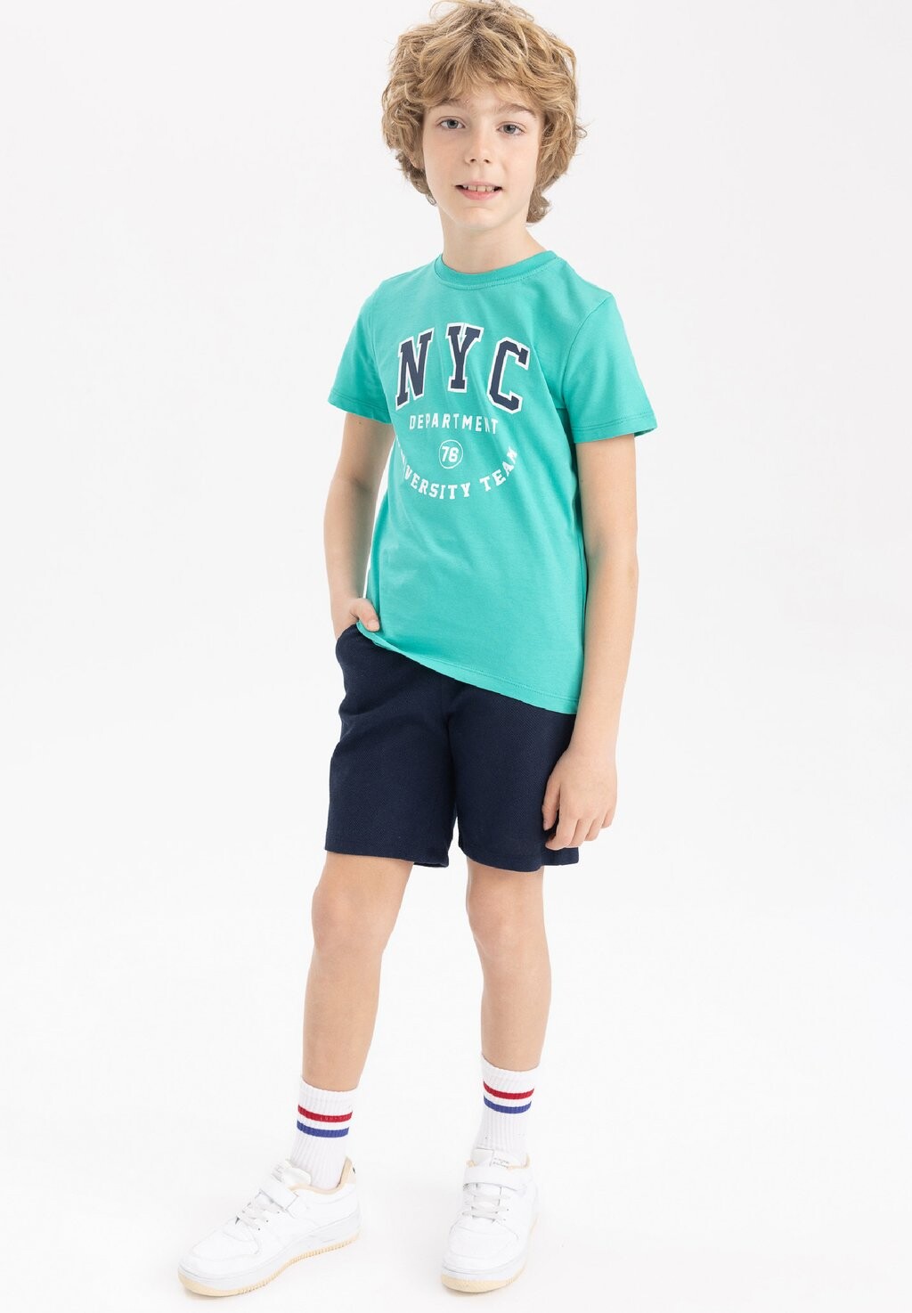

Шорты SET REGULAR FIT DeFacto, цвет green