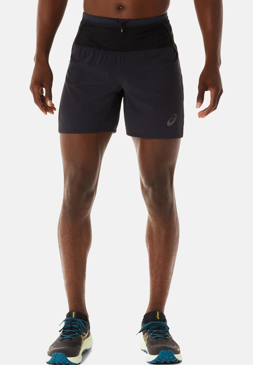 

Спортивные шорты ASICS