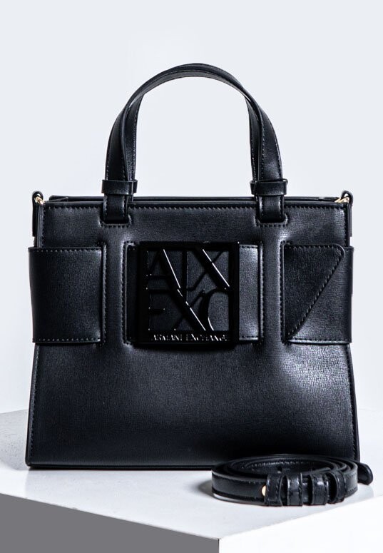 

Сумка Armani Exchange, черный