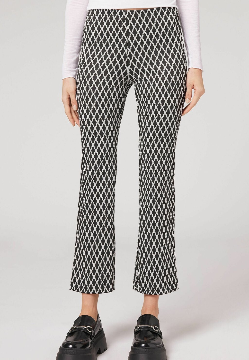 

Брюки CROPPED Calzedonia, цвет schwarz black silver