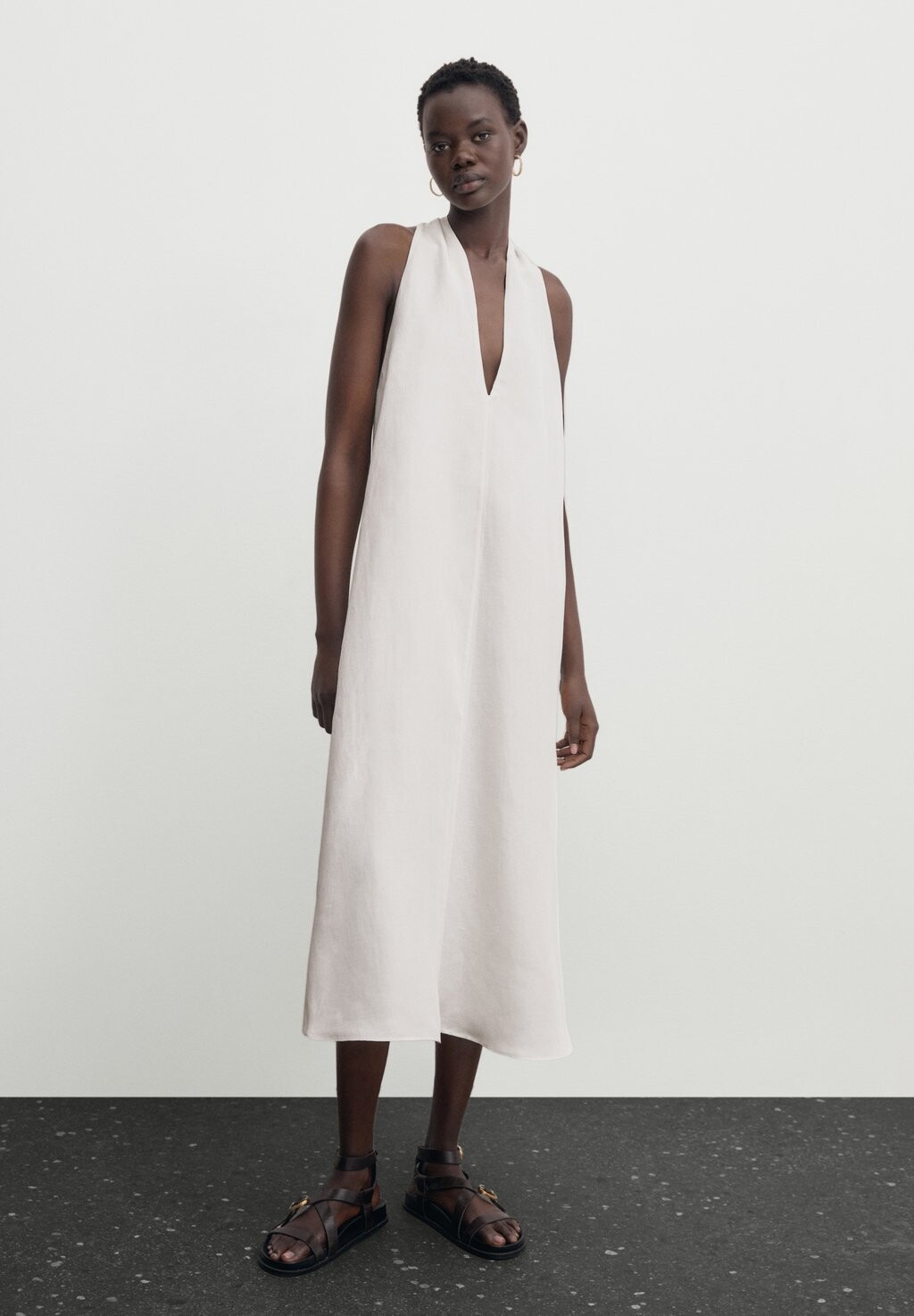 

Длинное платье Massimo Dutti, белый