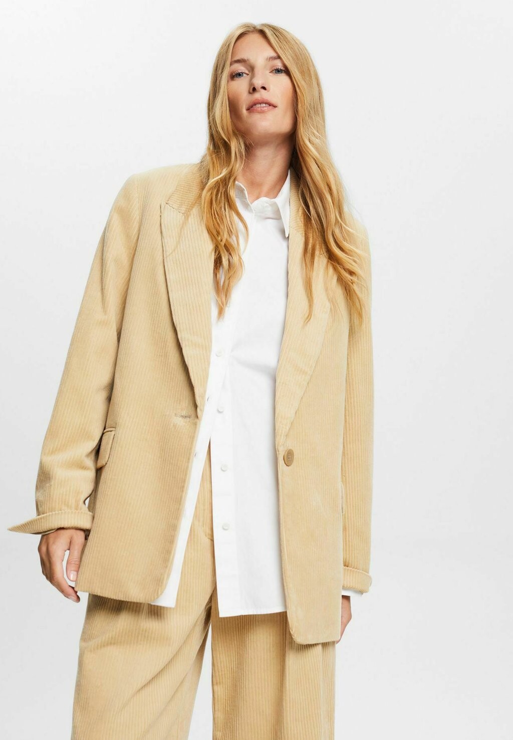 

Блейзер Esprit SOFT IREGULAR, цвет dusty beige