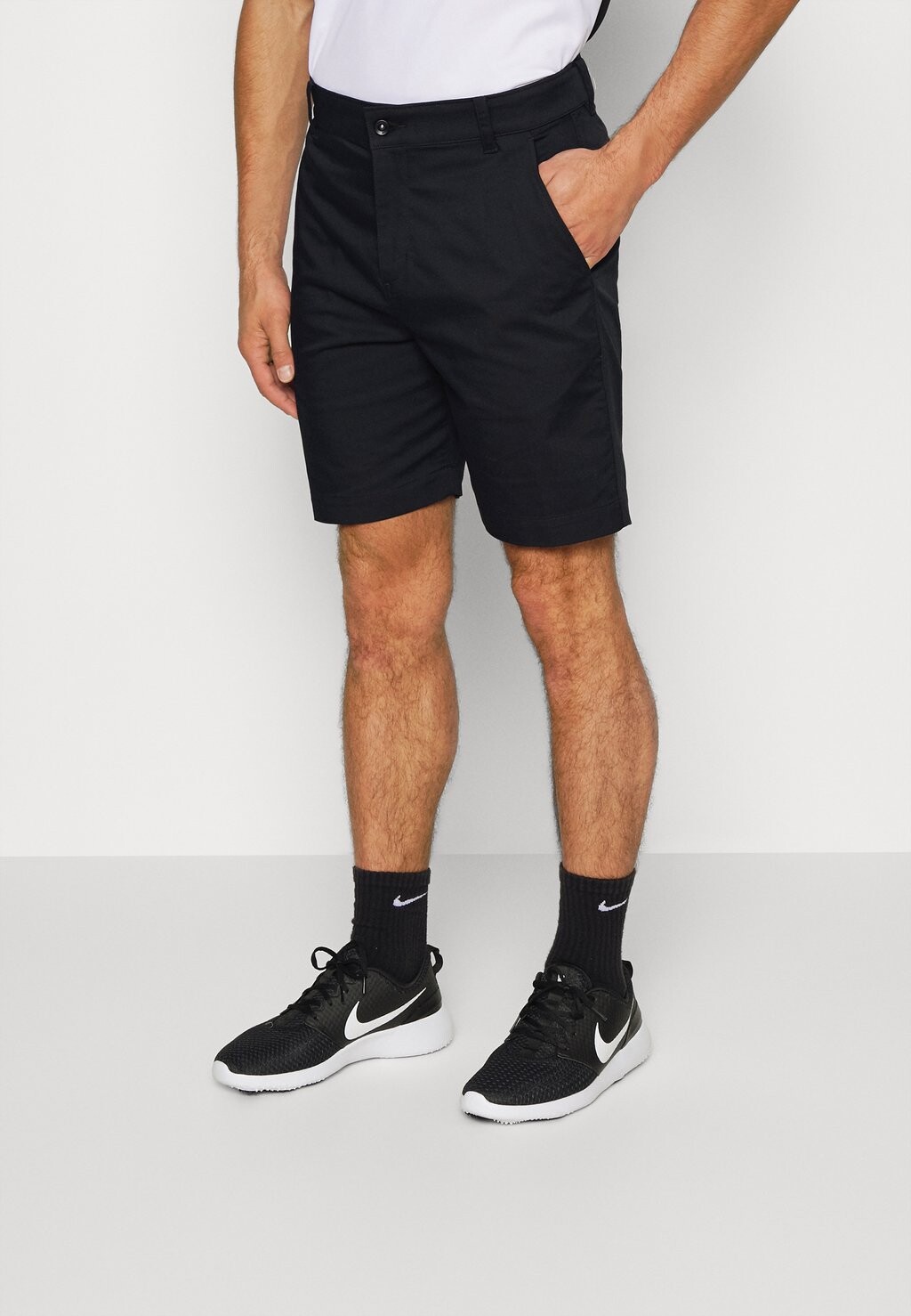 

Спортивные шорты Nike