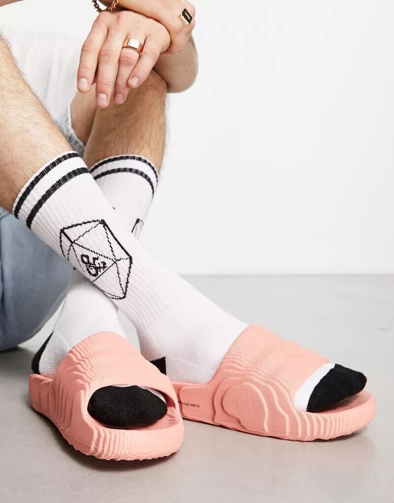 Черные шлепанцы adidas Originals Adilette 22