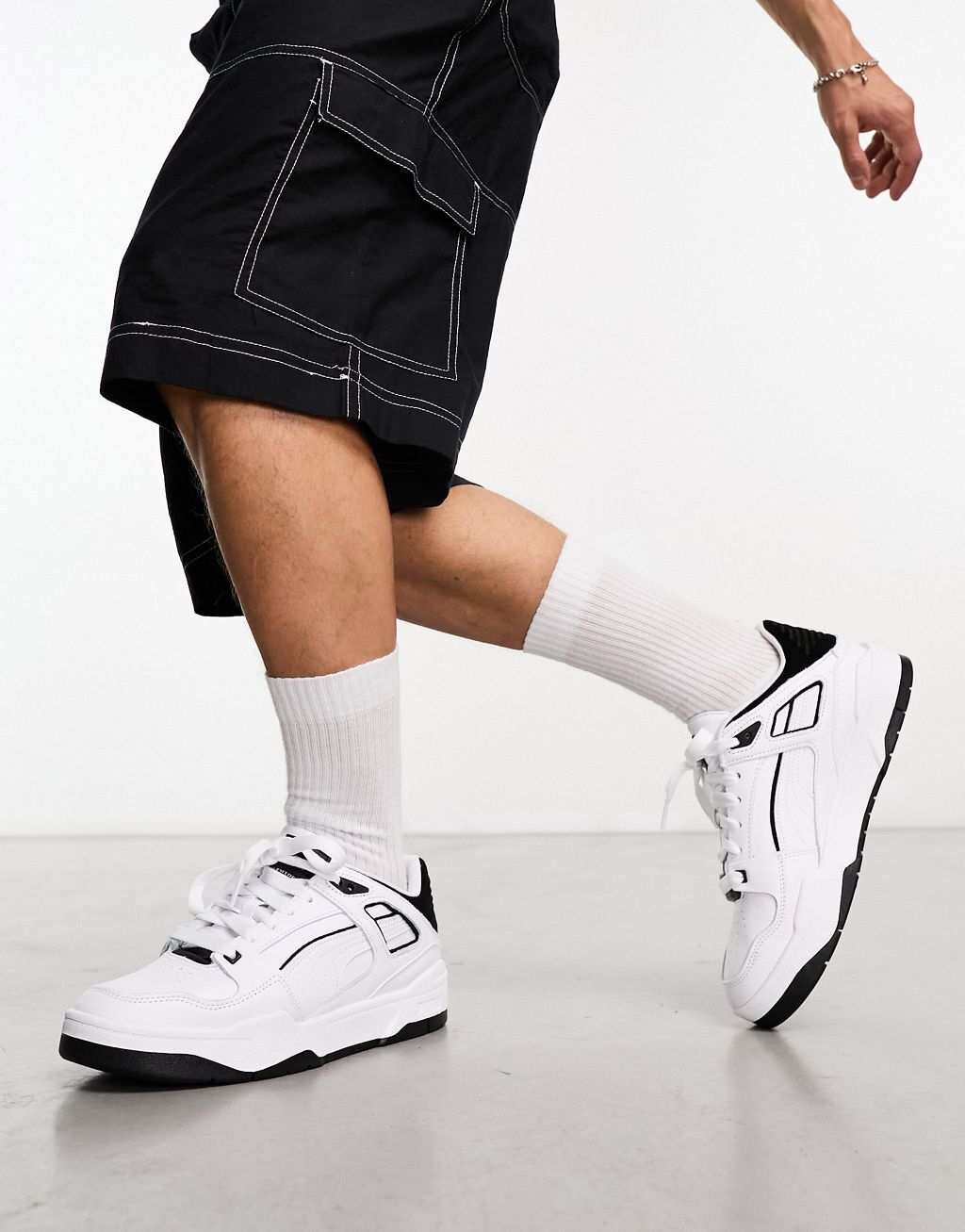 

Бело-черные кроссовки Puma Slipstream