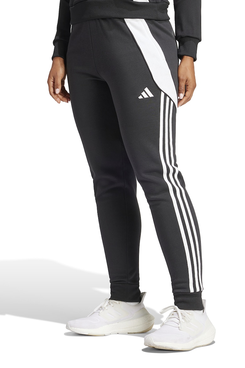 цена Футбольные брюки с карманами на молнии Adidas Performance, черный