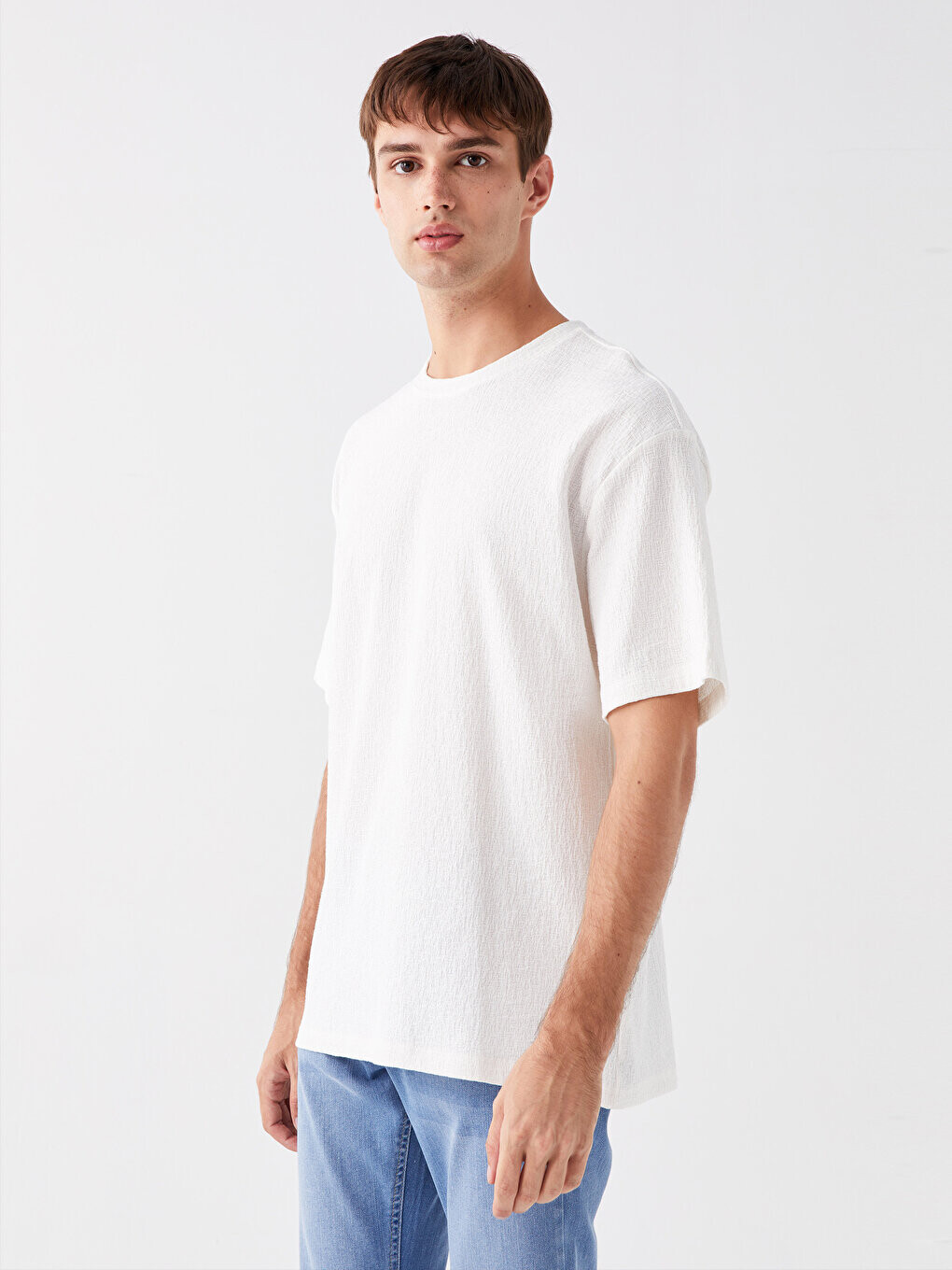 

Мужская футболка с круглым вырезом и коротким рукавом LCW Casual, экрю