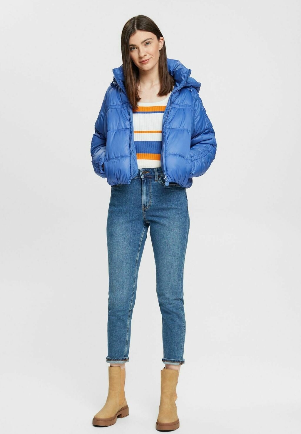

Джинсы зауженного кроя Esprit
