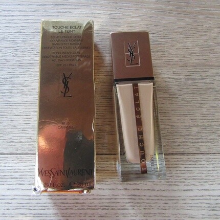 

Yves Saint Laurent Touche Éclat Le Teint Тональный крем SPF22 Карамель 25 мл
