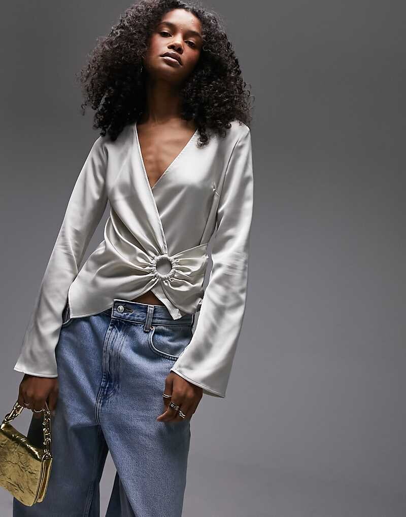 

Topshop – топ цвета шампанского с кольцом