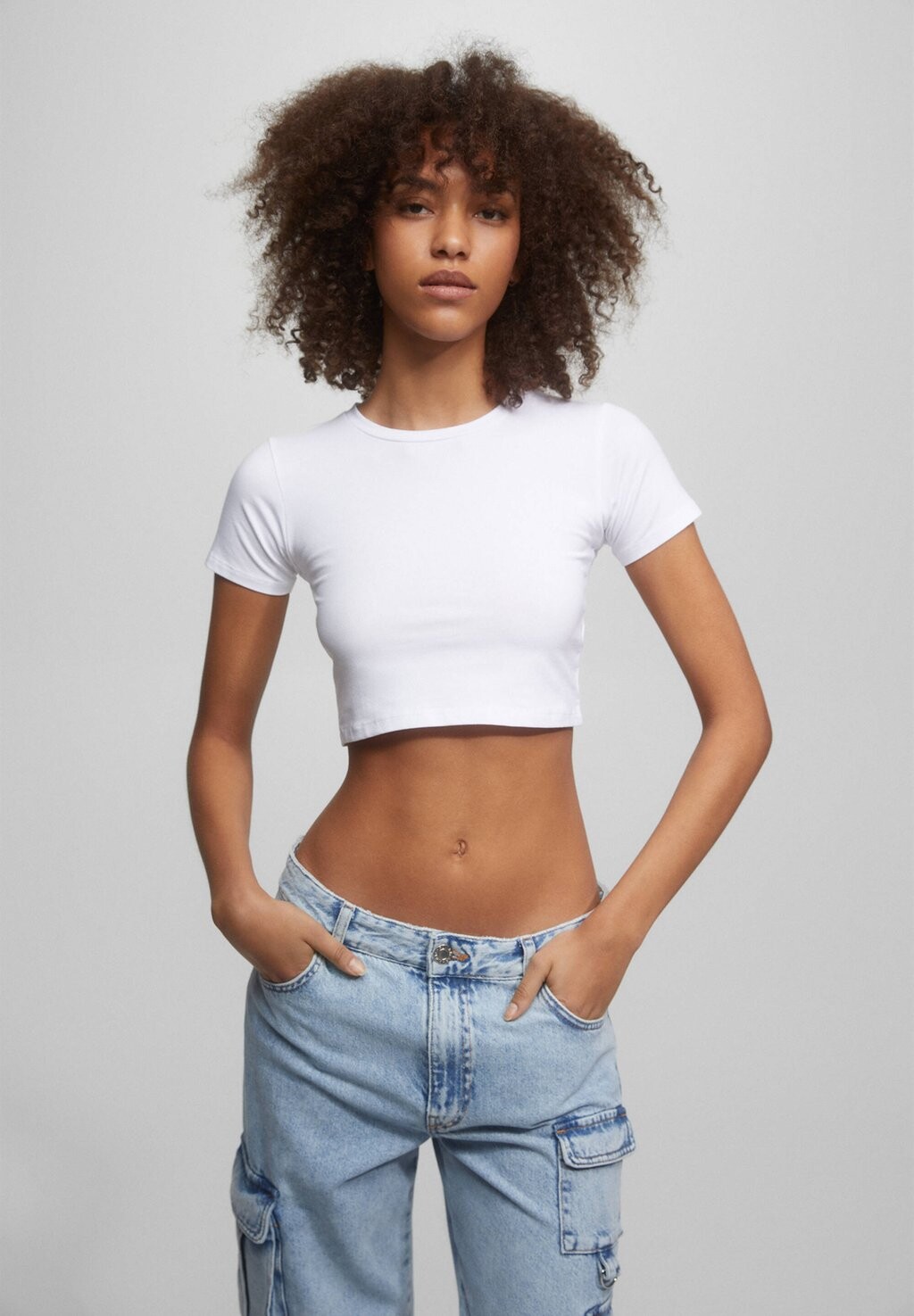 

Базовая футболка PULL&BEAR