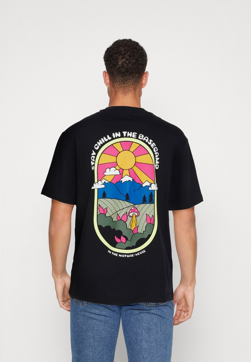 

Футболка с принтом ONSOTTO BASE CAMP TEE Only & Sons, черная