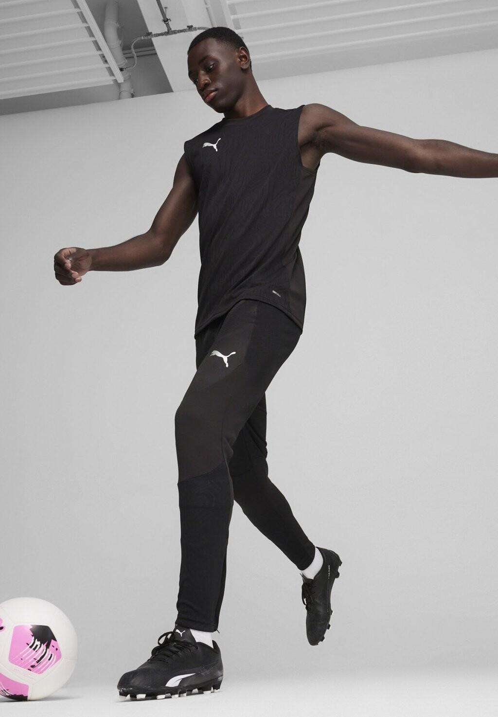 

Спортивные брюки TEAMSPORT, TEAMFINAL Puma, черный