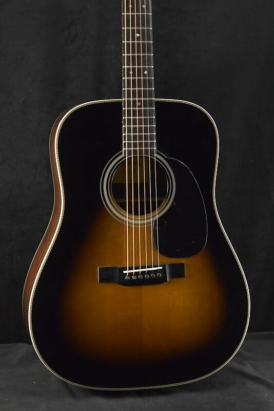 

Акустическая гитара Eastman E20D-SB Adirondack Spruce/Rosewood Dreadnought Sunburst Gloss Finish