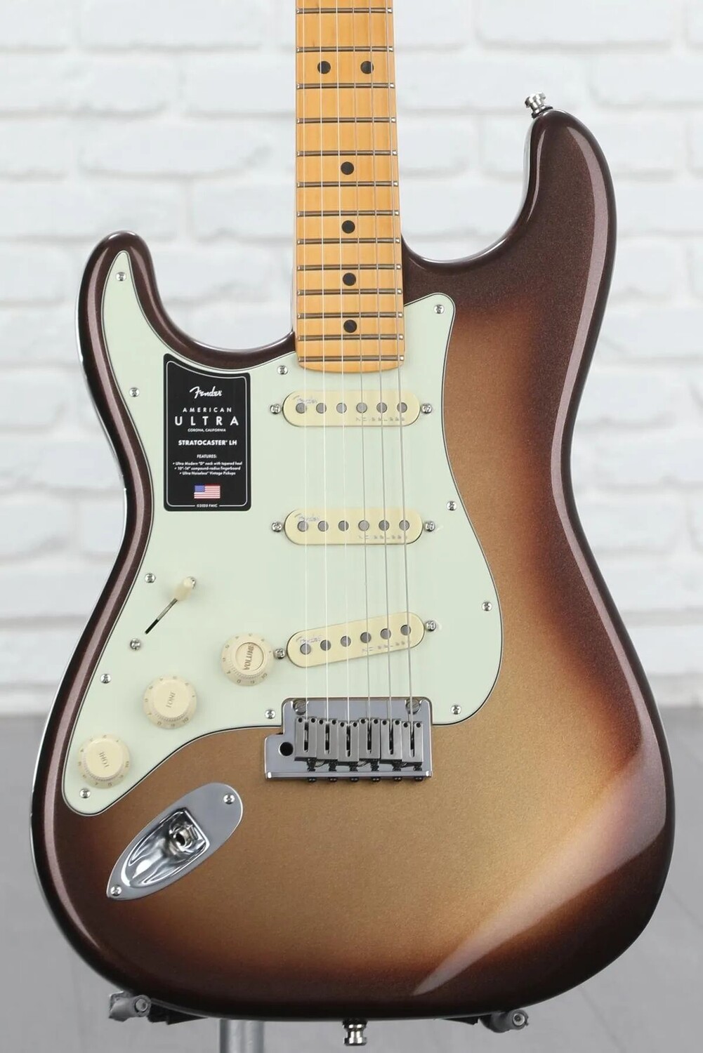 

Fender American Ultra Stratocaster для левой руки — мокко взрыв с кленовой накладкой грифа