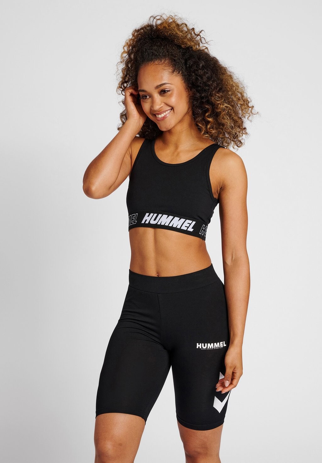 

Спортивный бюстгальтер Hummel, черный
