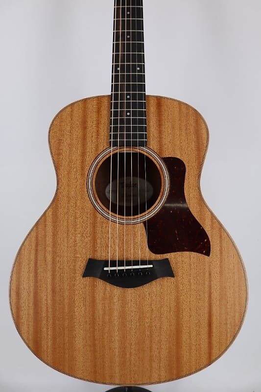 

Акустическая гитара Taylor GS MINI Mahogany Acoustic Guitar w/ Gig Bag