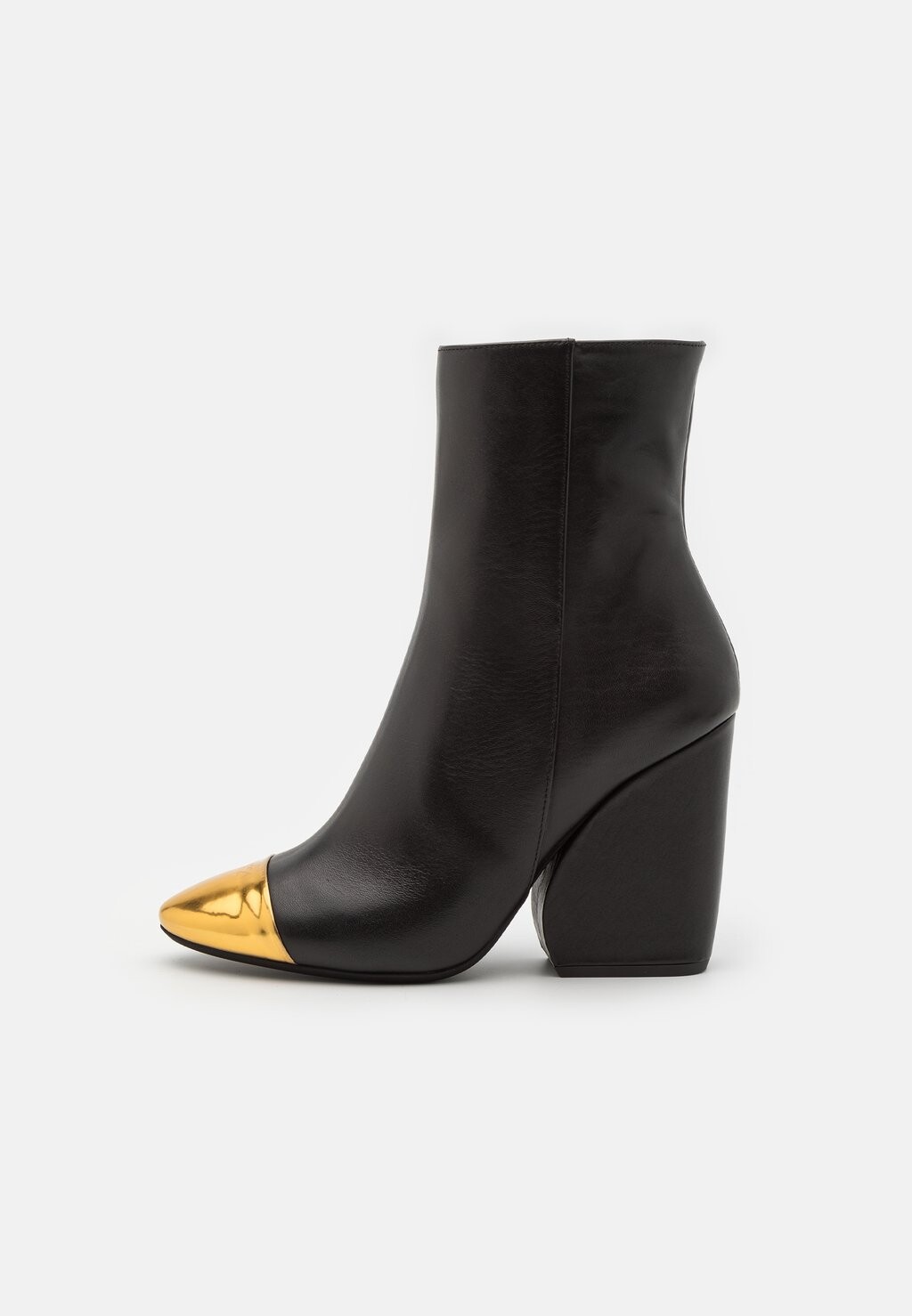 

Ботильоны на каблуке Boots N°21, цвет black/gold