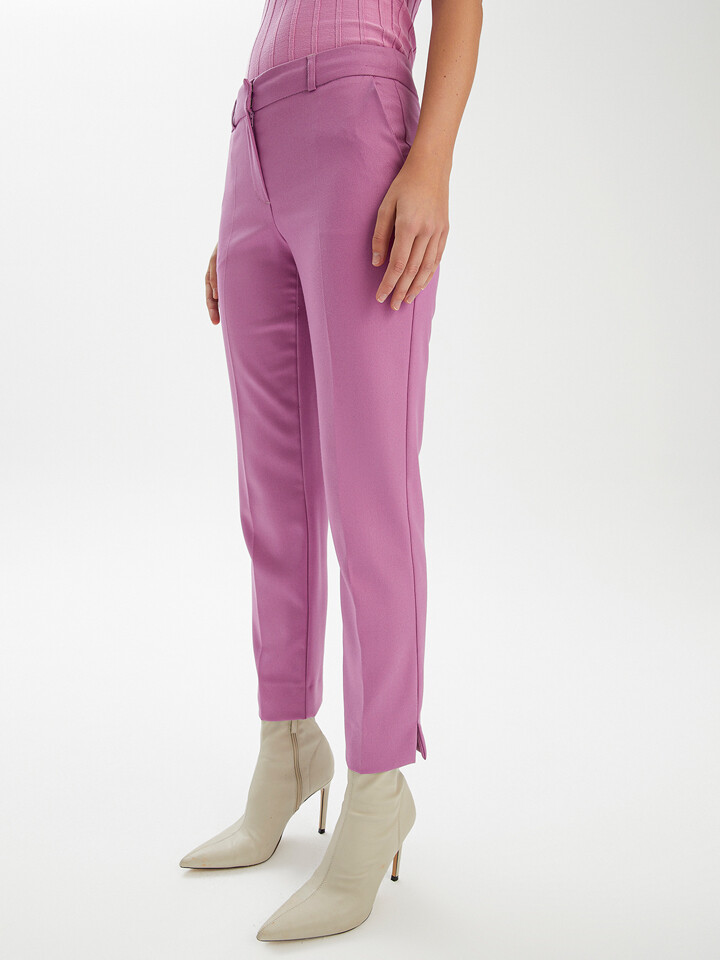 

Брюки BGN Chino, розовый