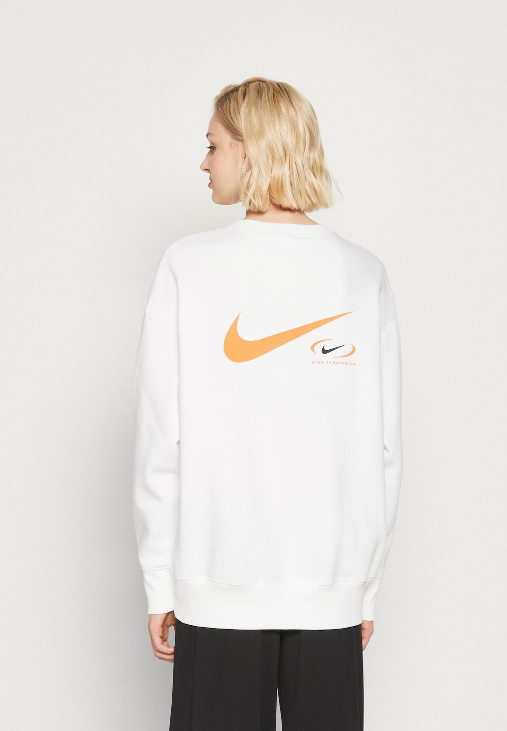 

Толстовка Nike, белый