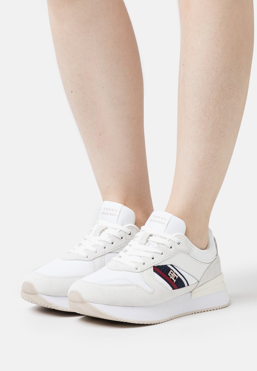 

Кроссовки Tommy Hilfiger, белый Corp Webbing Runner, белый