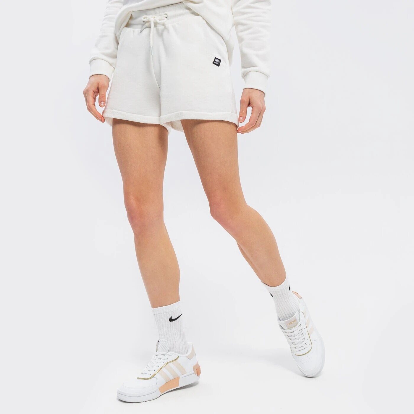 

Шорты Umbro Lima, белый