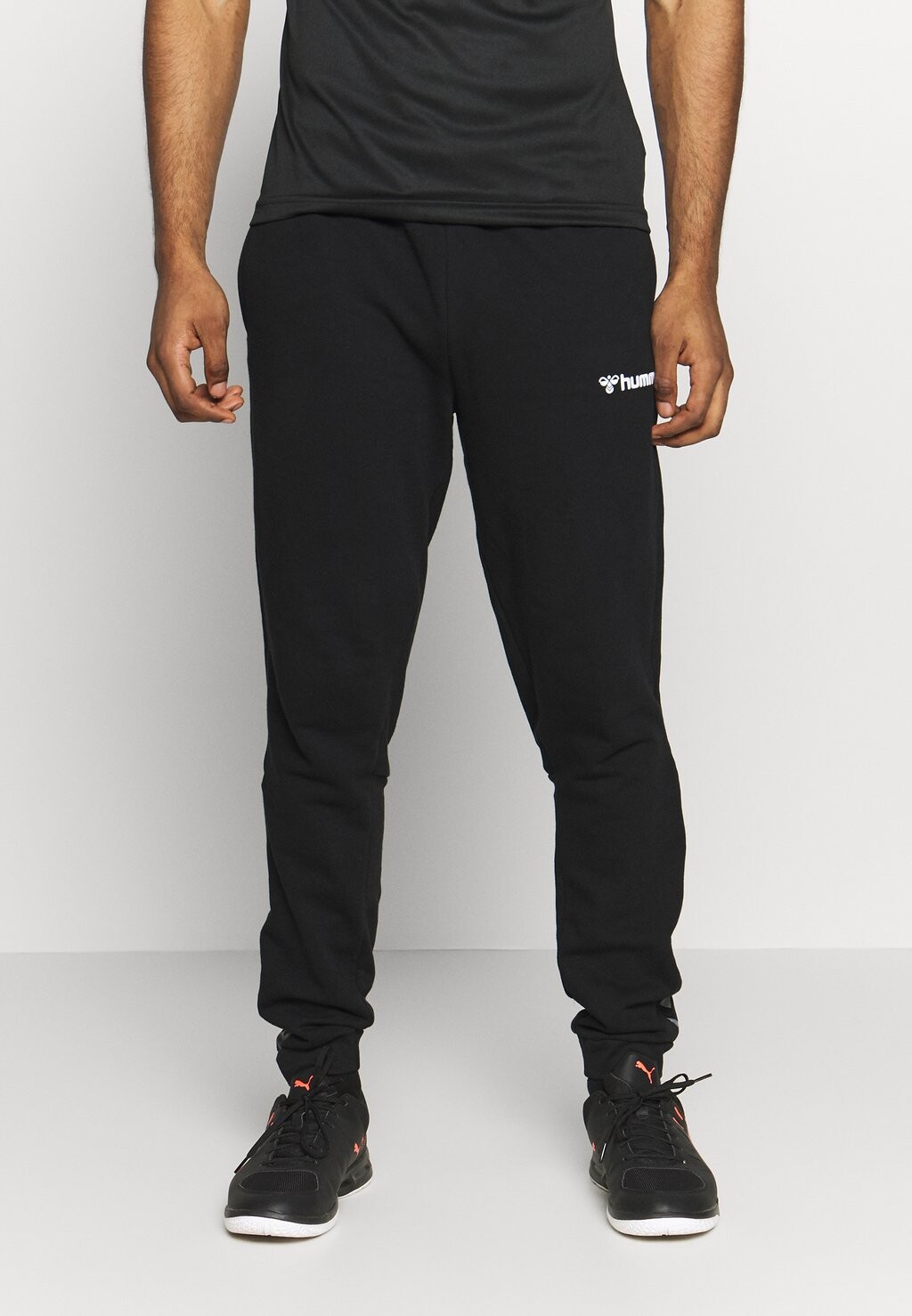 

Спортивные брюки Hummel, черный
