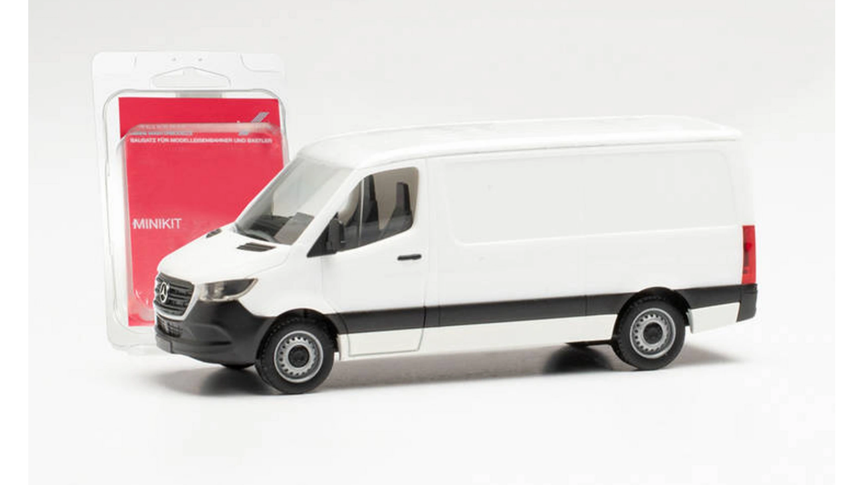 Minikit mercedes-benz sprinter `18 box плоская крыша, белый Herpa автомобиль mercedes benz sprinter грузовой красный