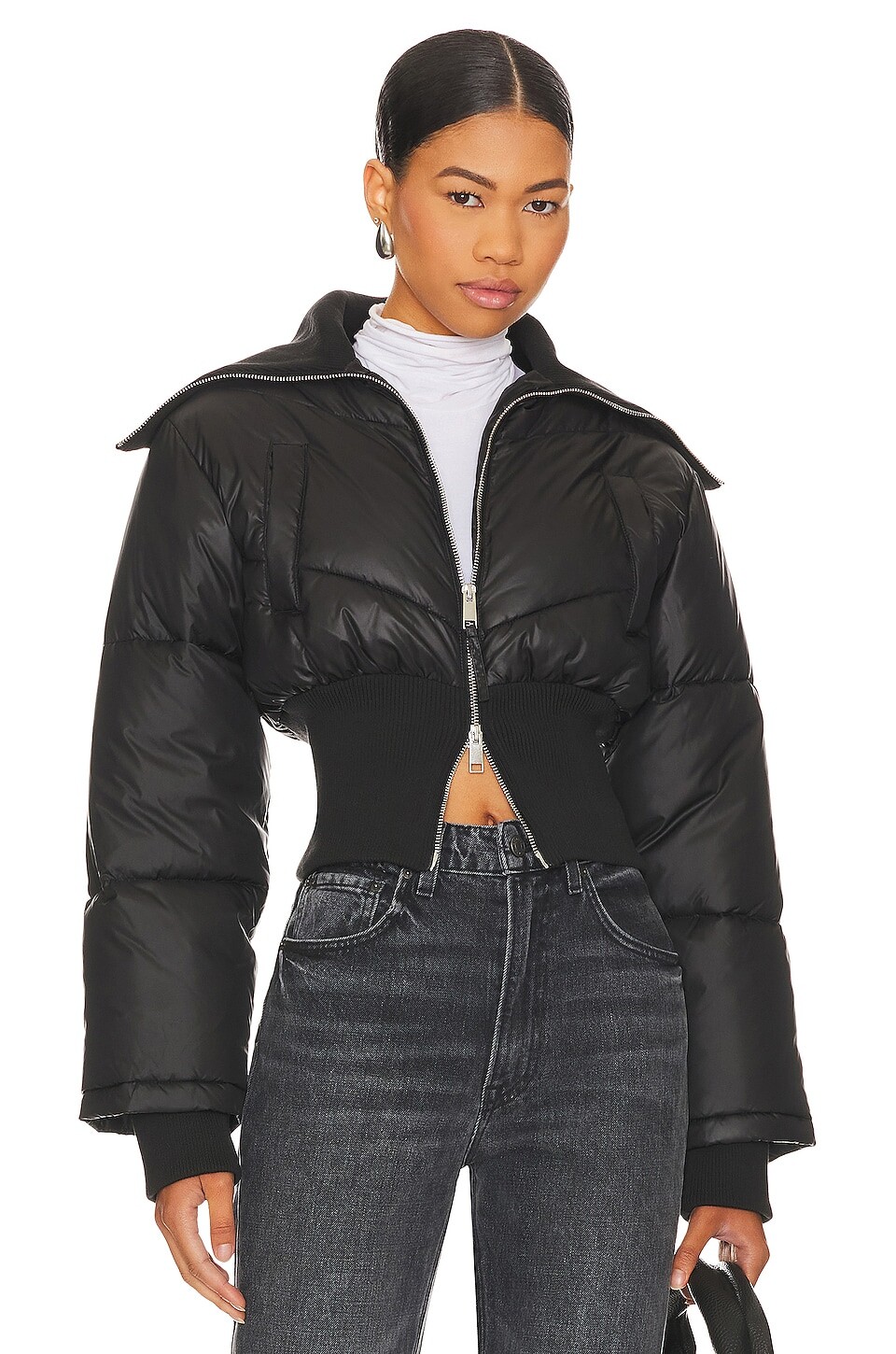 

Пуховик L'Academie Rylee Cropped Puffer, черный