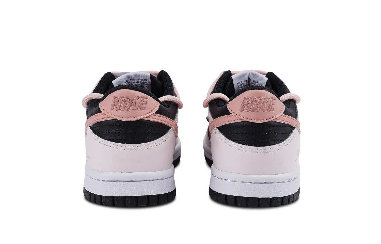 

Женские кроссовки для скейтбординга Nike Dunk