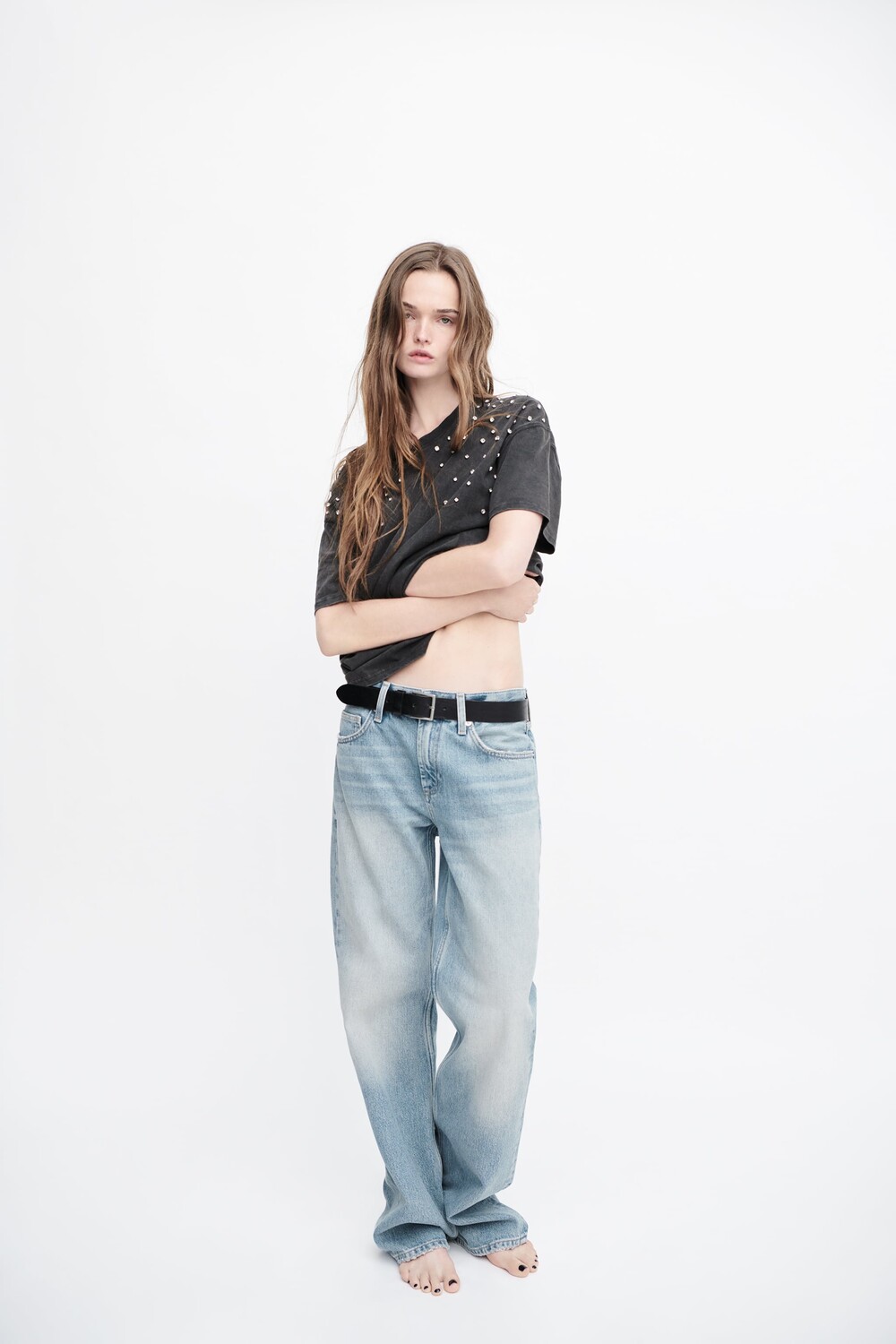 

Футболка со стразами Zara, антрацитово-серый