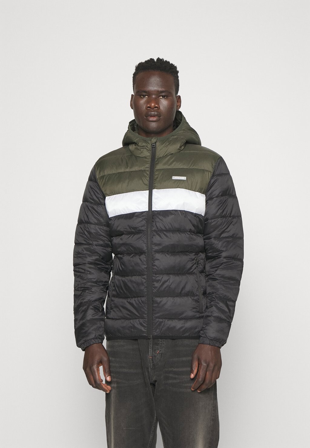 

Куртка зимняя Jack & Jones