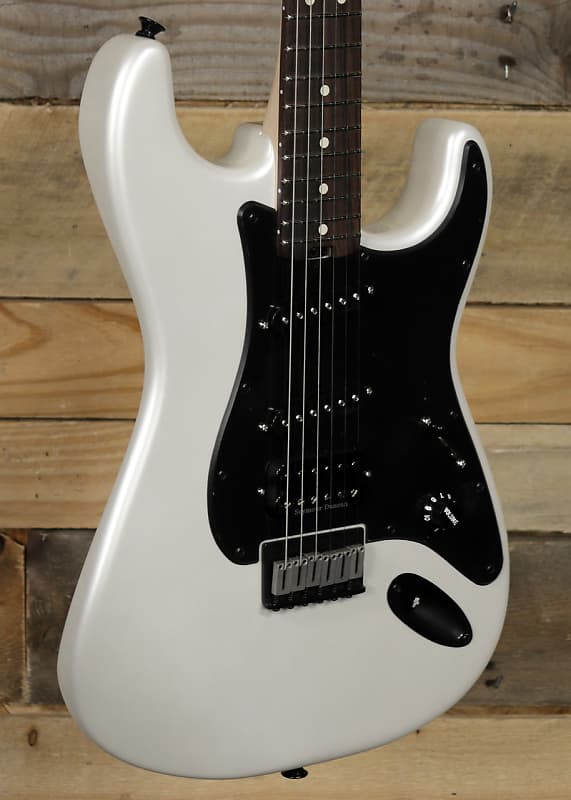 

Электрогитара Charvel Signature Jake E Lee Pro-Mod So-Cal Style 1 HSS Electric Guitar Pearl White