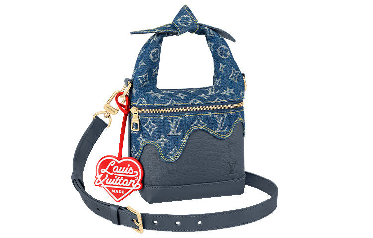 

Сумка унисекс Louis Vuitton x Nigo на одно плечо, синий