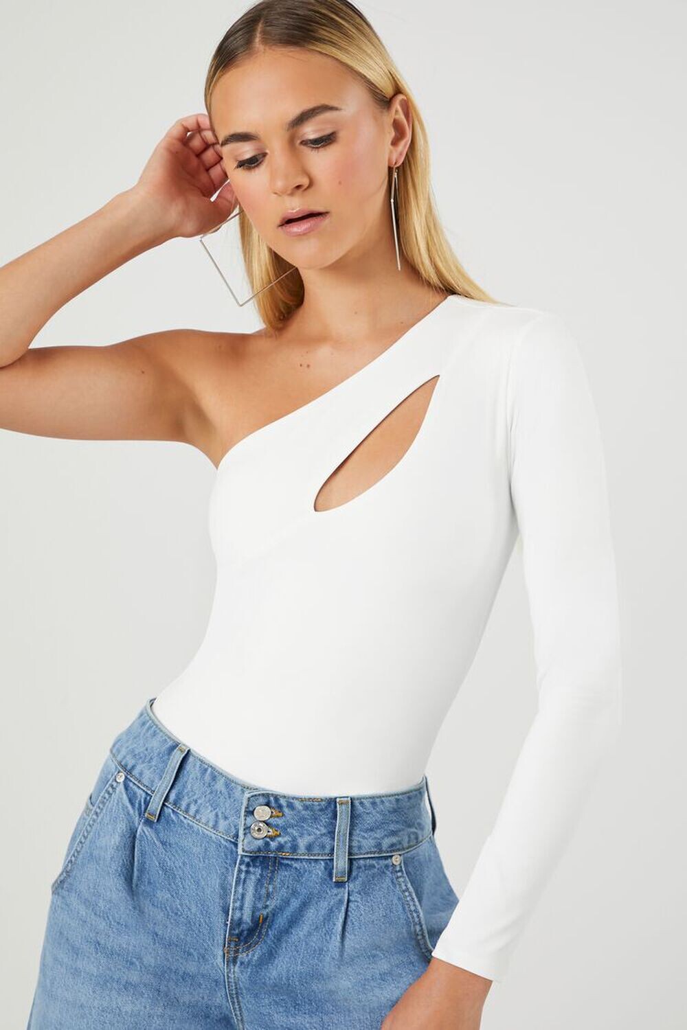 

Боди на одно плечо с вырезом Forever 21, белый