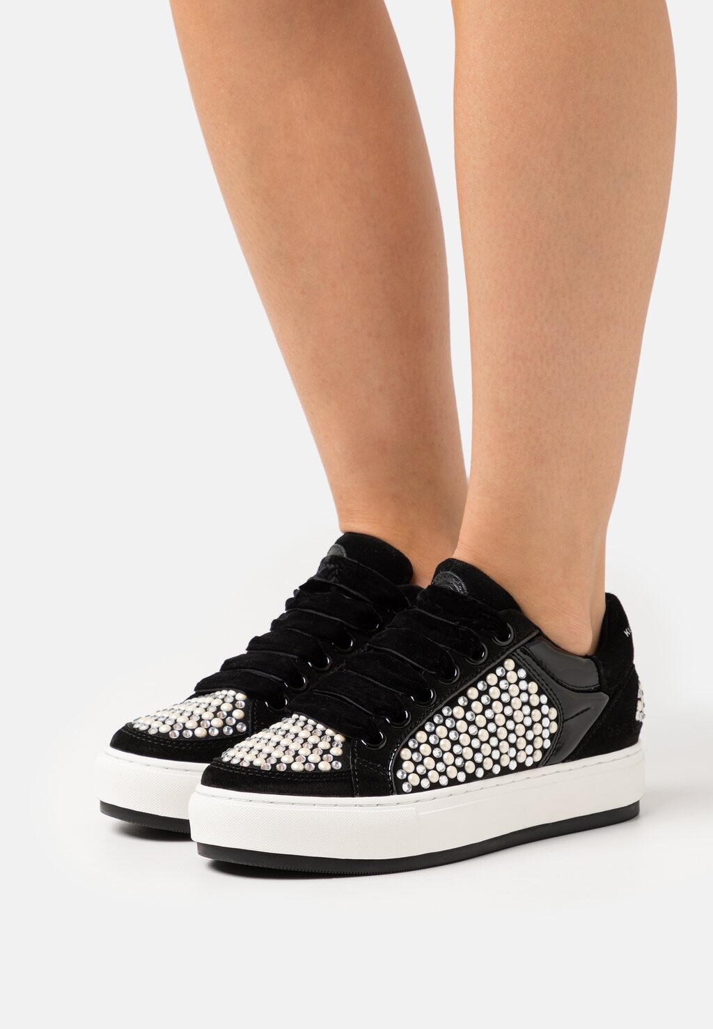

Кроссовки Kurt Geiger London, черно-белый