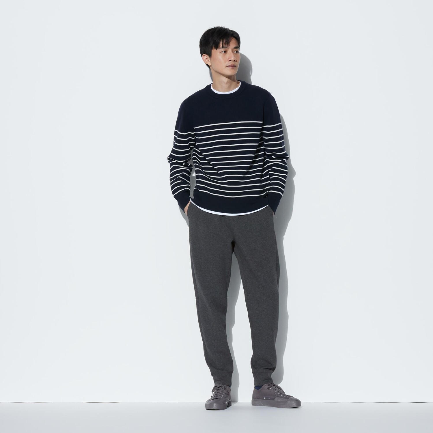 

Сухие спортивные штаны стрейч (длина больше 69-75см) UNIQLO, темно-серый