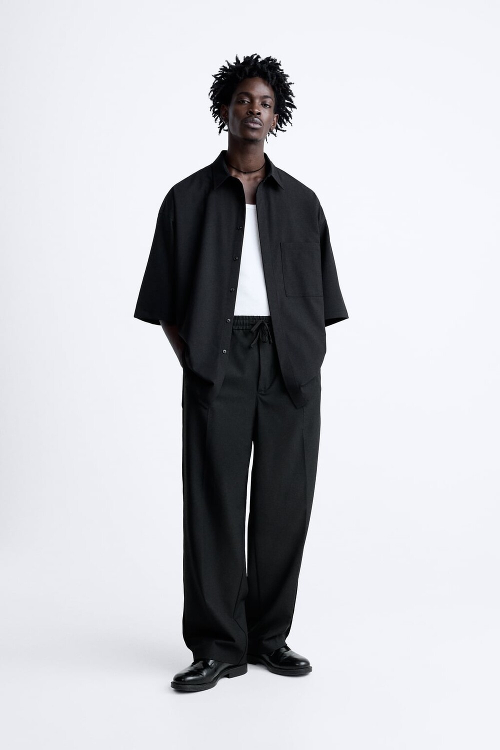 

Брюки с контрастной отделкой ZARA, черный