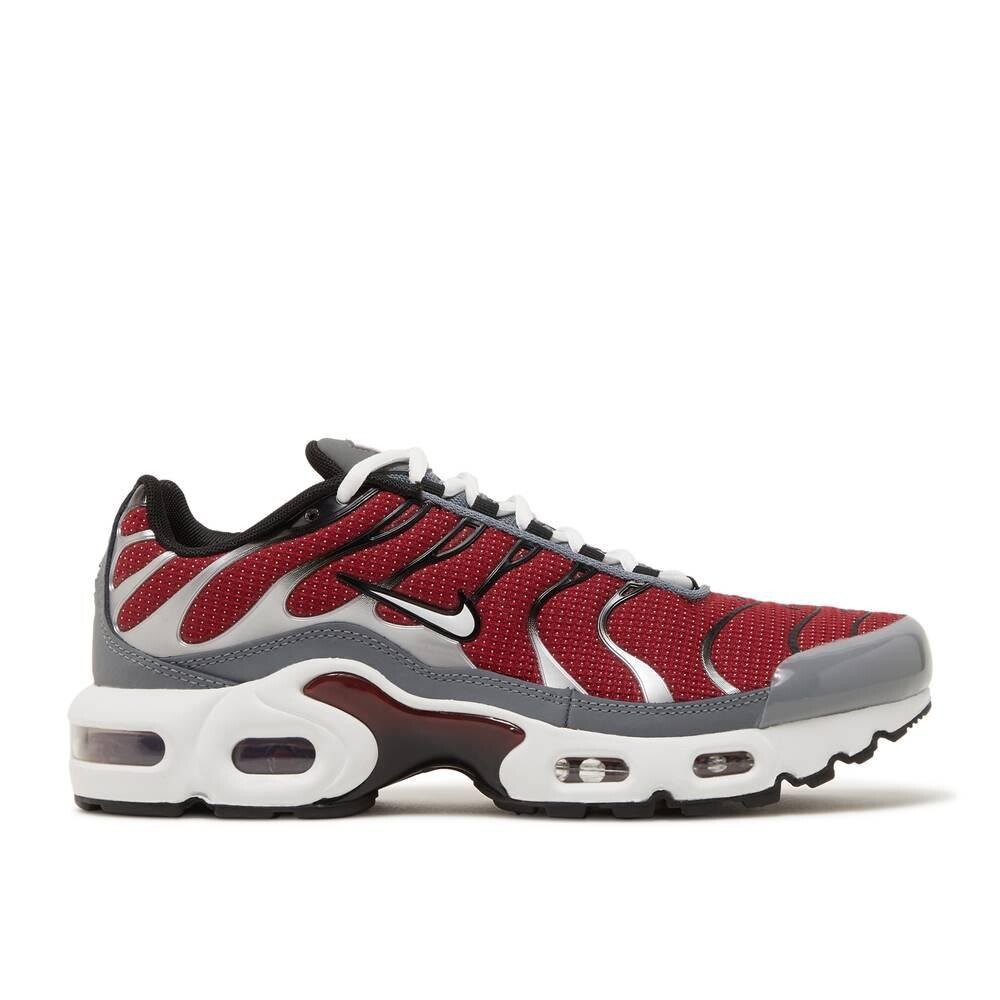 

Кроссовки Nike Air Max Plus, красный