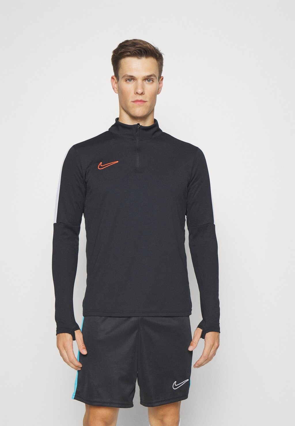 

Рубашка с длинным рукавом Nike