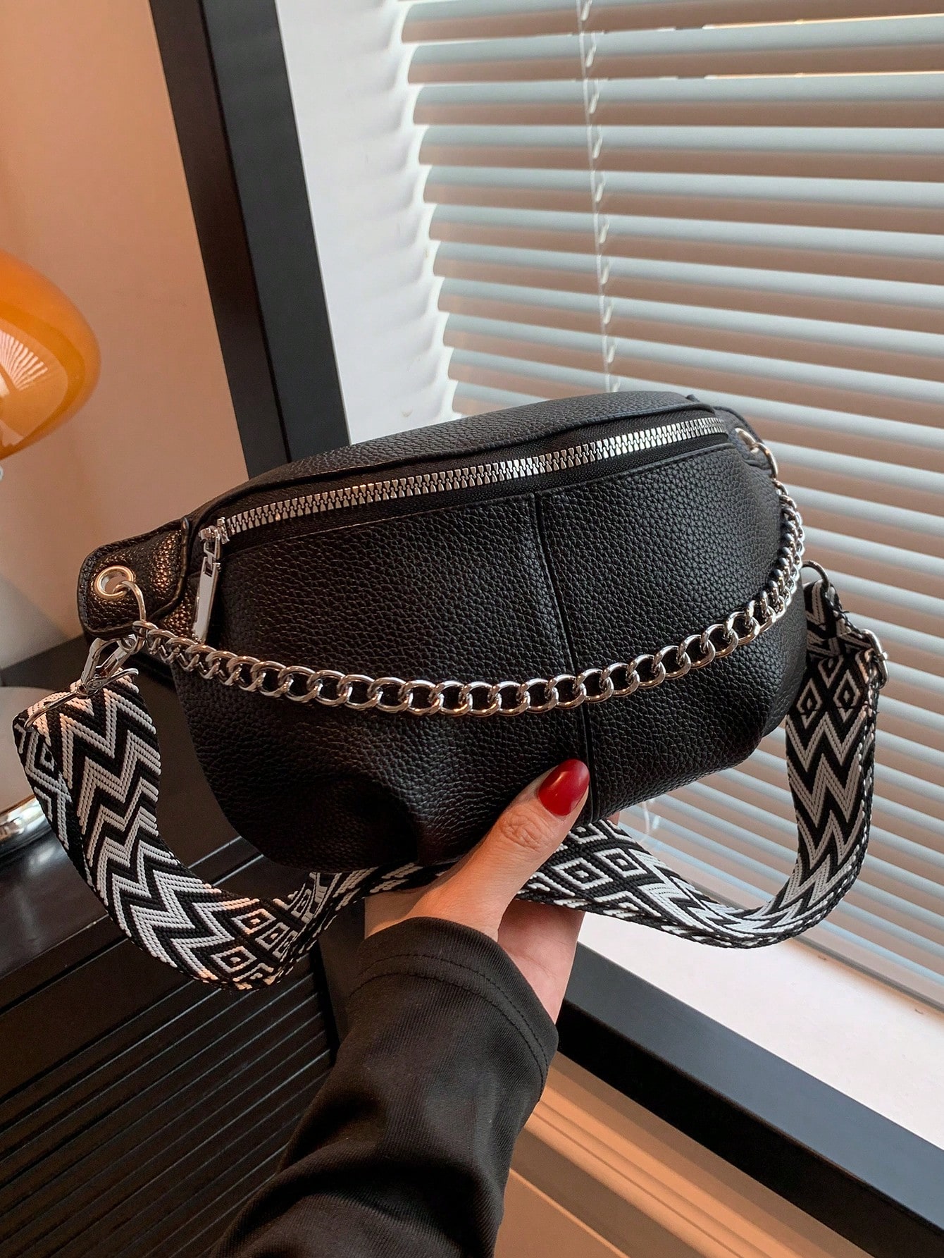 Нагрудная сумка и поясная сумка с широким ремнем, черный сумка almo белая с широким ремнем